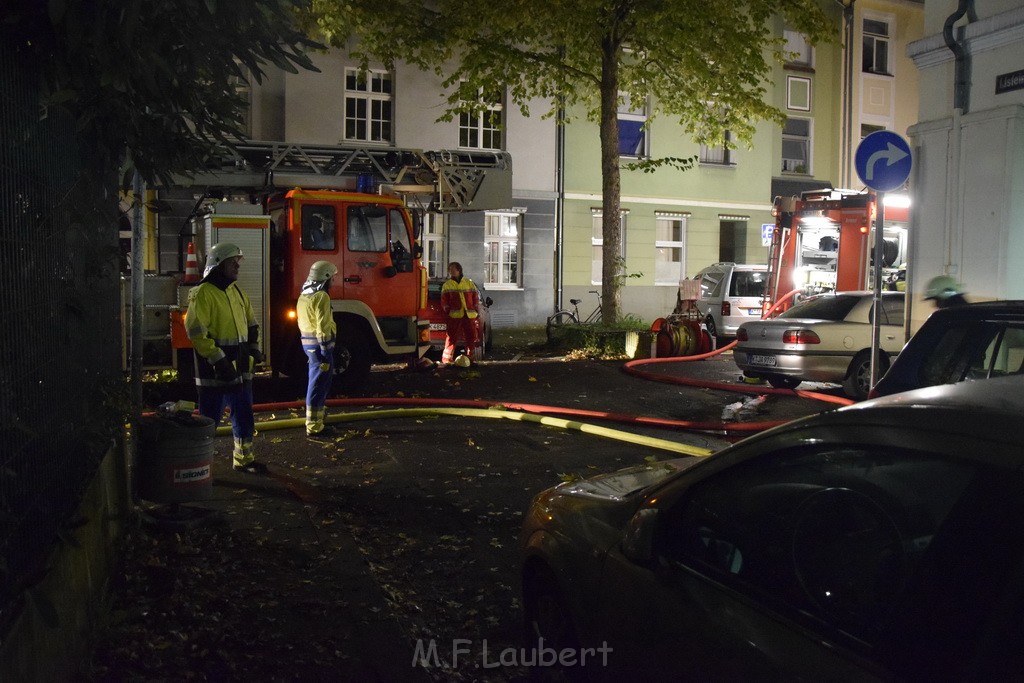 Feuer 2 Y Kellerbrand Koeln Humbold Gremberg Hachenburgerstr P470.JPG - Miklos Laubert
